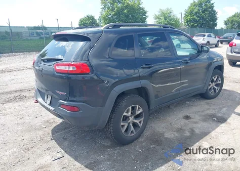 2015 Jeep Cherokee Trailhawk z USA, uszkodzony, nr VIN 1C4PJMBB9FW779048